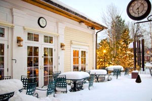 切尔西后防稳固，铜墙铁壁守护比赛胜利