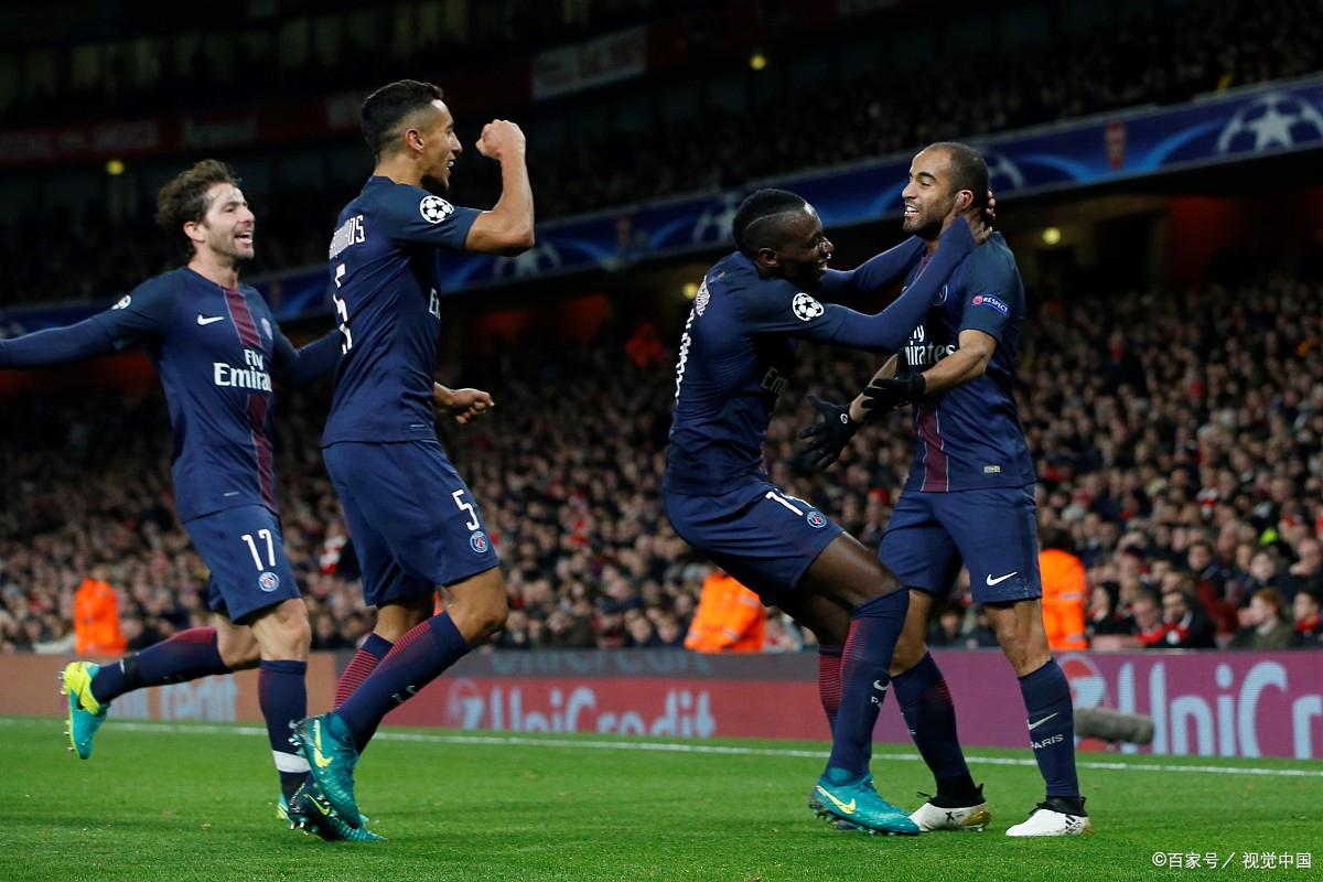 摩纳哥门将连续扑出关键球，帮助球队保持不败