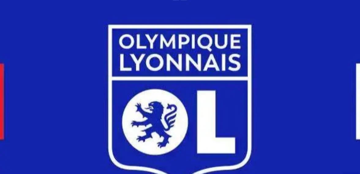 包含法甲：里尔-击败里昂，取得两连胜的词条