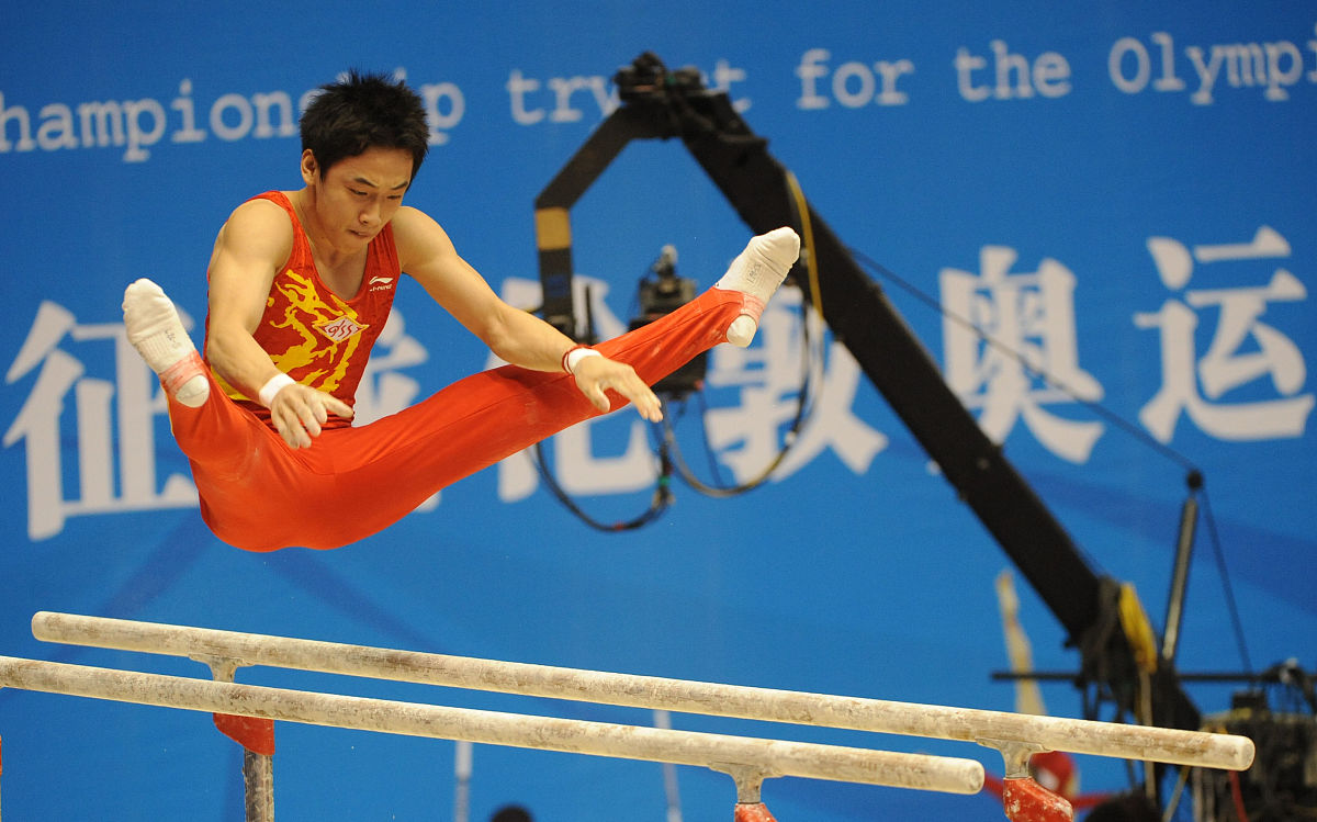 九游体育中国官网-关于现场观众掌声雷动，足球比赛引爆热情的信息