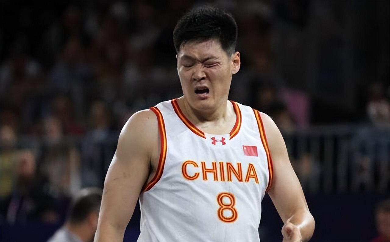 重庆男篮遭遇惨败，士气受挫的简单介绍