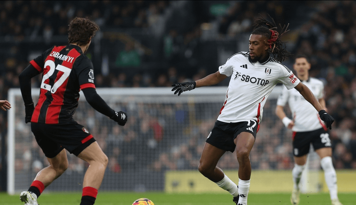 关于不来梅绿白战平对手，保持主场不败记录的信息