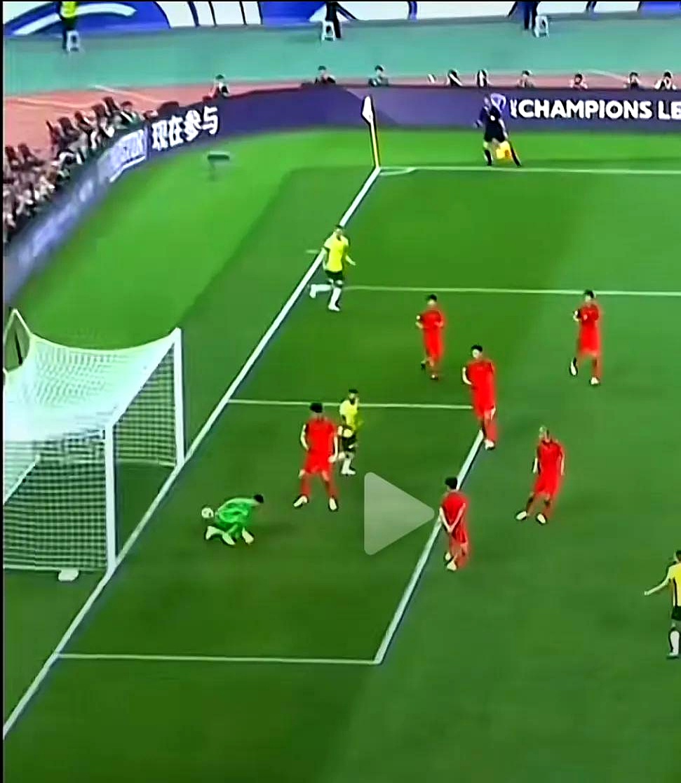 赛场记录精彩瞬间,球队实力难以捉摸的简单介绍 赛场记录精彩瞬间,球队实力难以捉摸的简单介绍