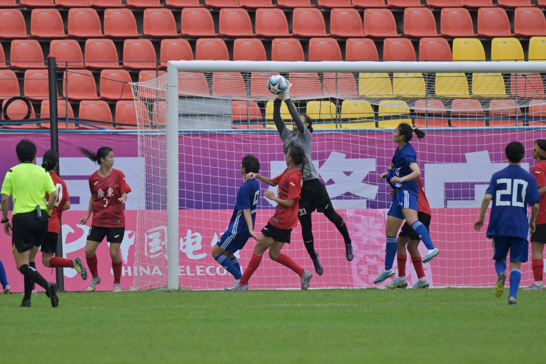 九游体育中国官网-国家队击败对手，成功晋级女足比赛下一轮