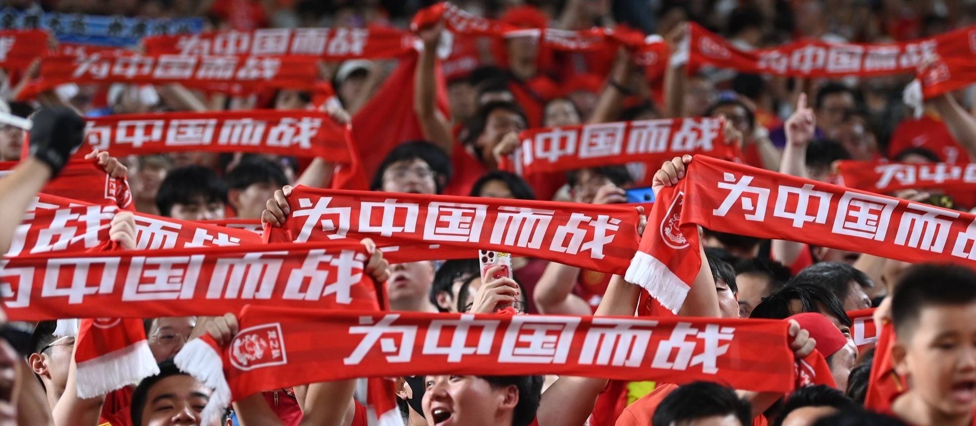 九游体育app-众多球队争夺胜利，比赛激烈异常