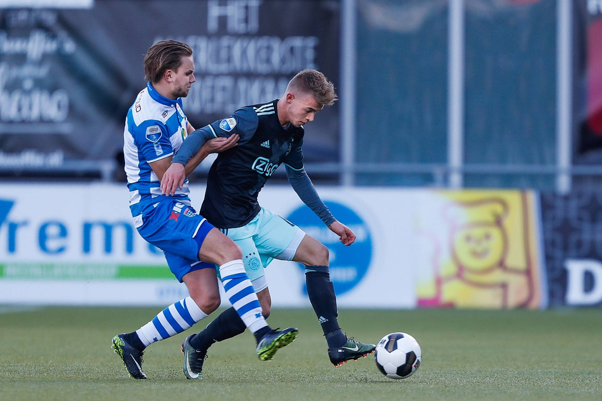 关于巴黎FC对阵尼斯,双方谁将占据上风?的信息 关于巴黎FC对阵尼斯,双方谁将占据上风?的信息