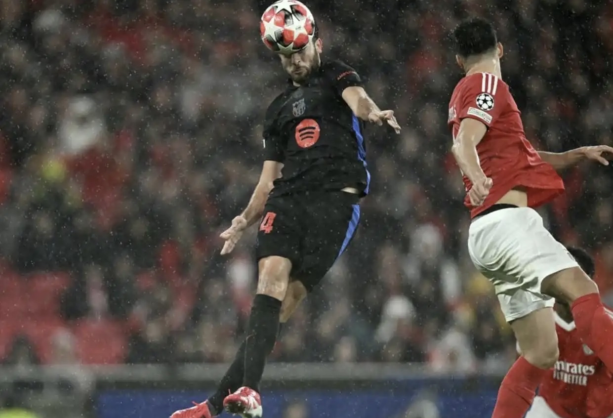 九游体育亚洲官网-埃瓦尔客场逼平塞维利亚，势均力敌