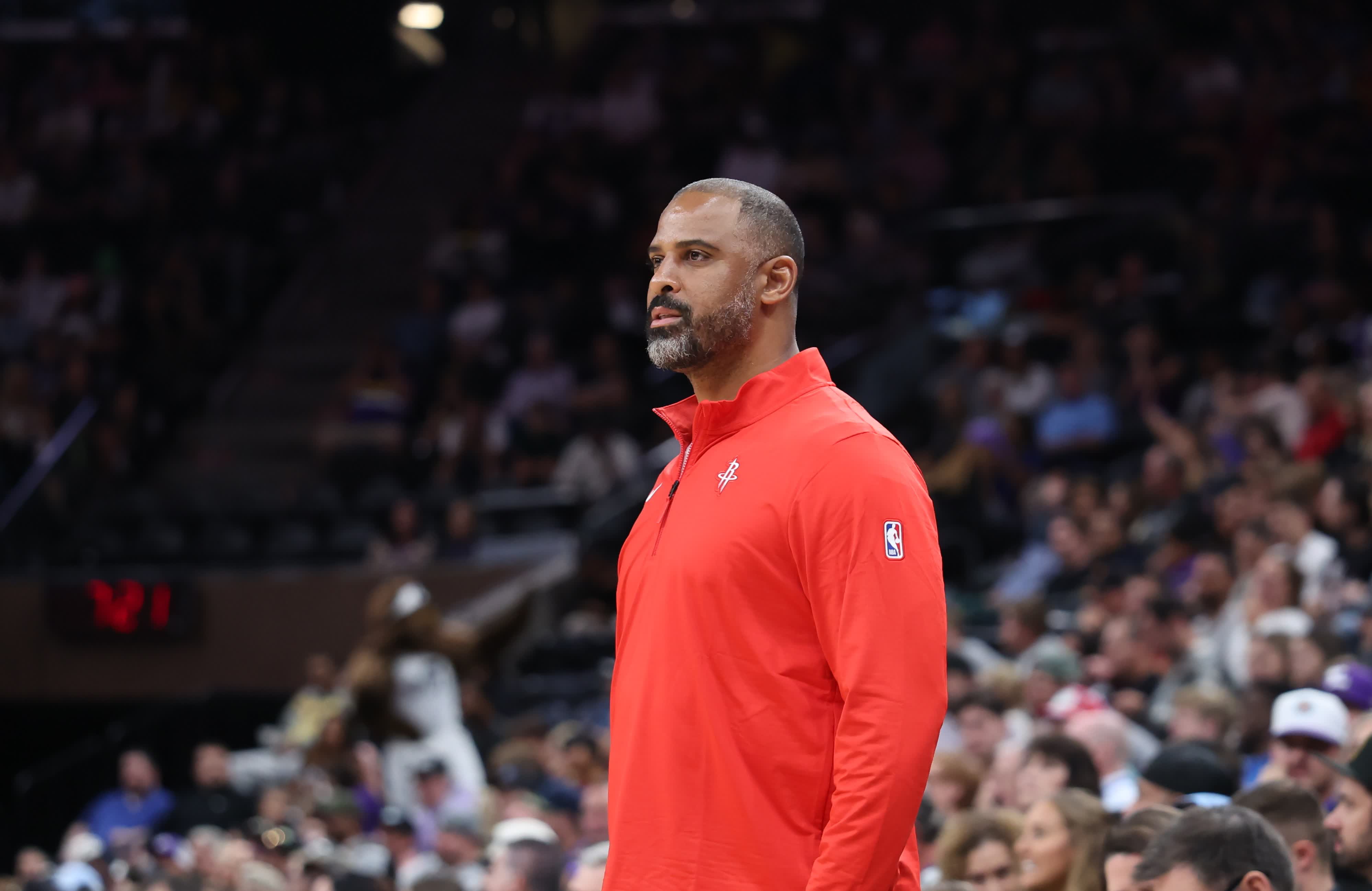 九游体育中国官网-球队主帅大动作，调整首发阵容实现逆转的简单介绍