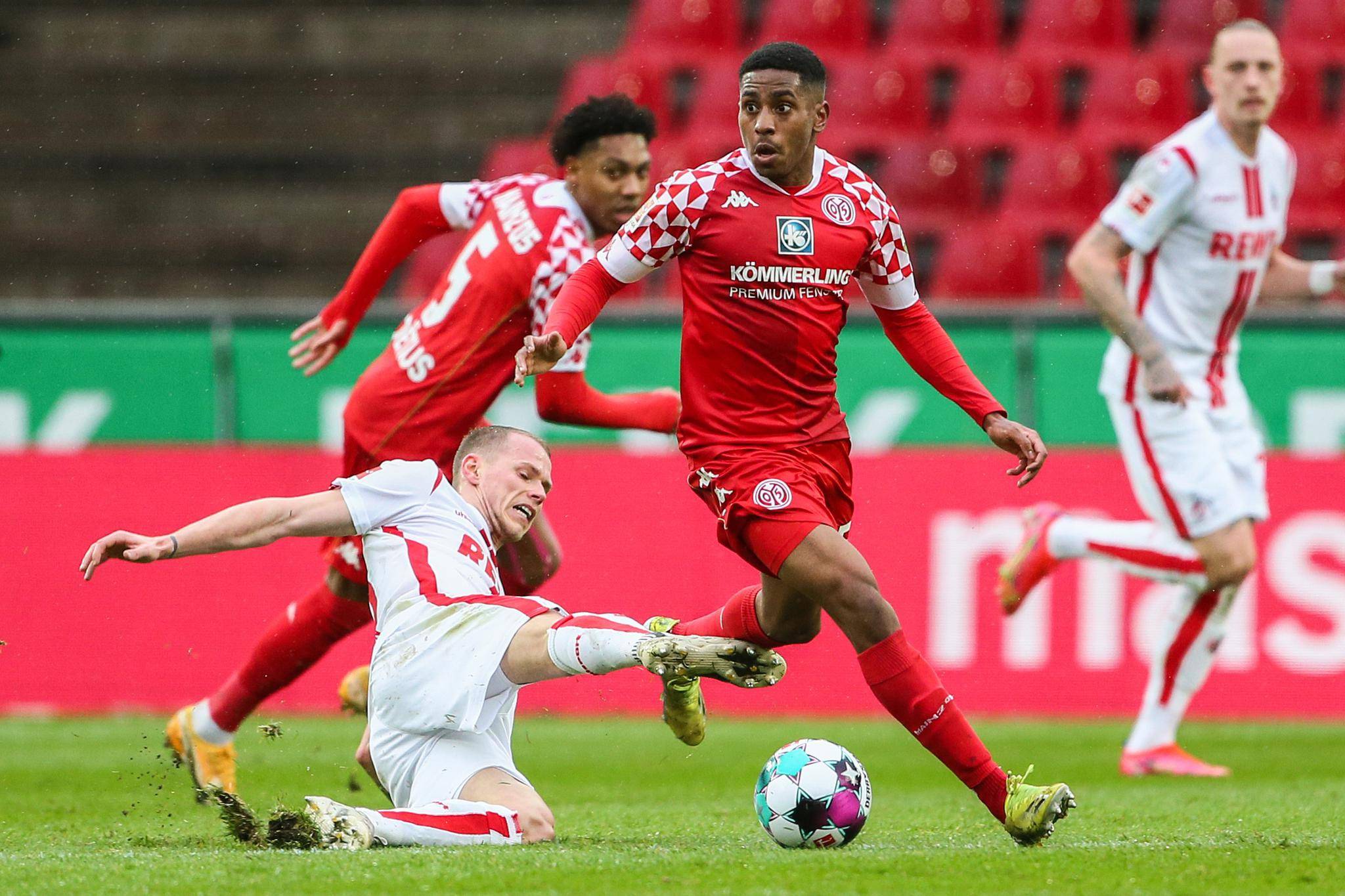 九游体育入口-关于法兰克福不敌美因茨，客场遭遇失利的信息