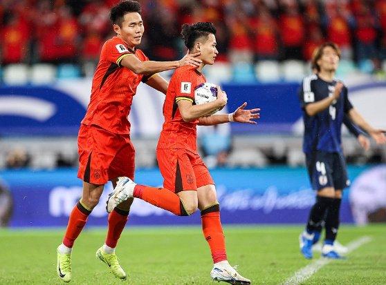 国家队备战世界杯，备战阵容强大战斗团结的简单介绍