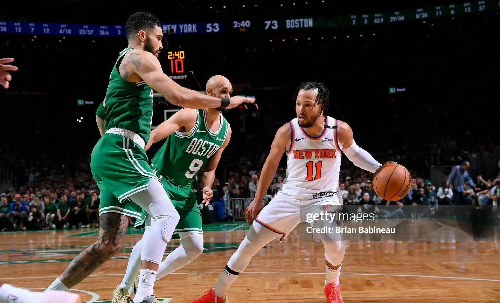 尼克斯绝杀击败鹈鹕，赢得紧张一战的简单介绍