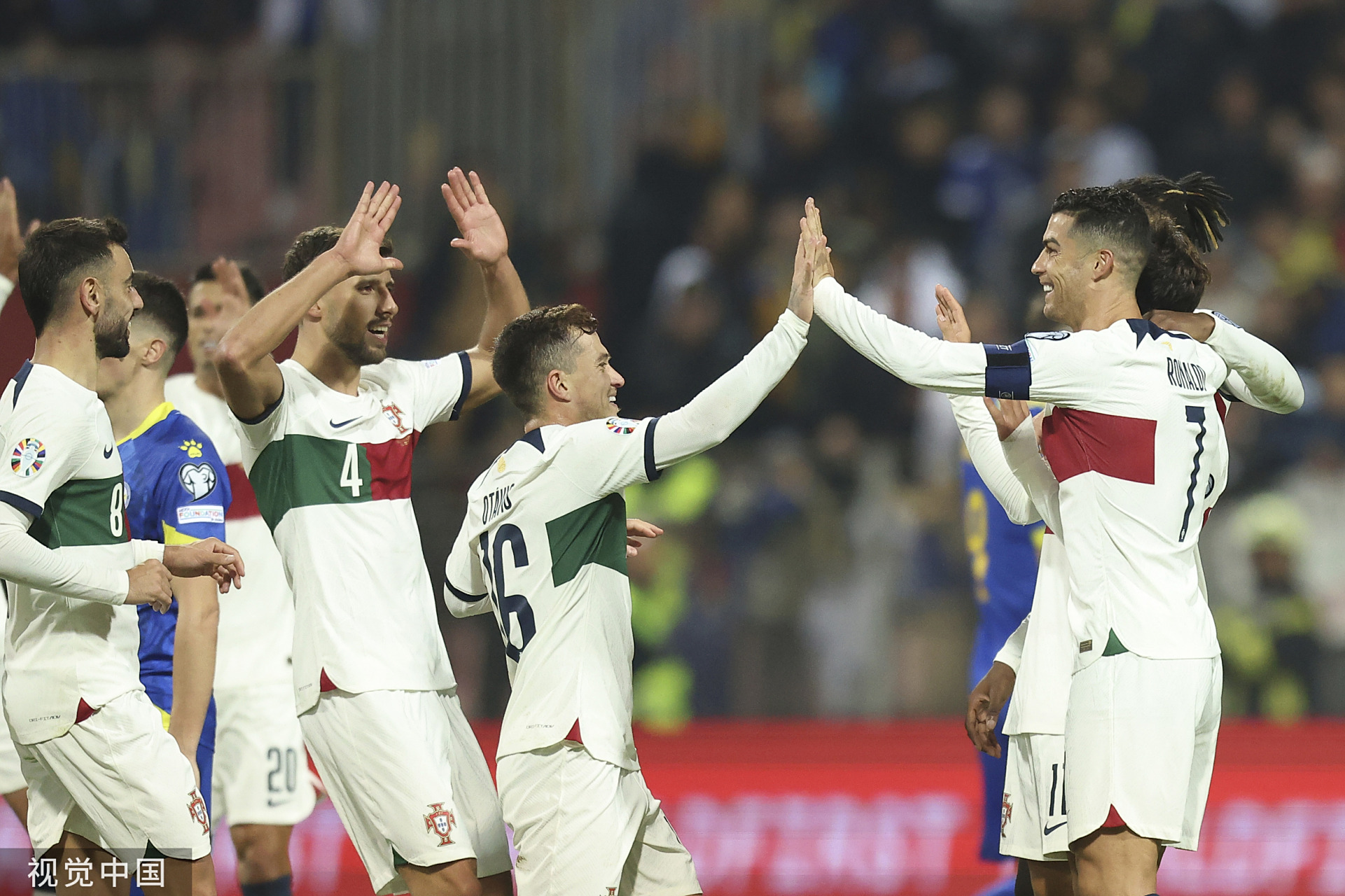 九游体育官网入口-葡萄牙队在欧预赛中实现连胜