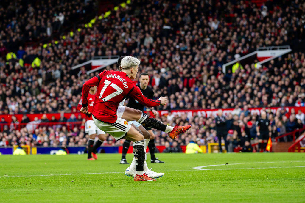 曼联主场告捷，葡萄牙锋线双响