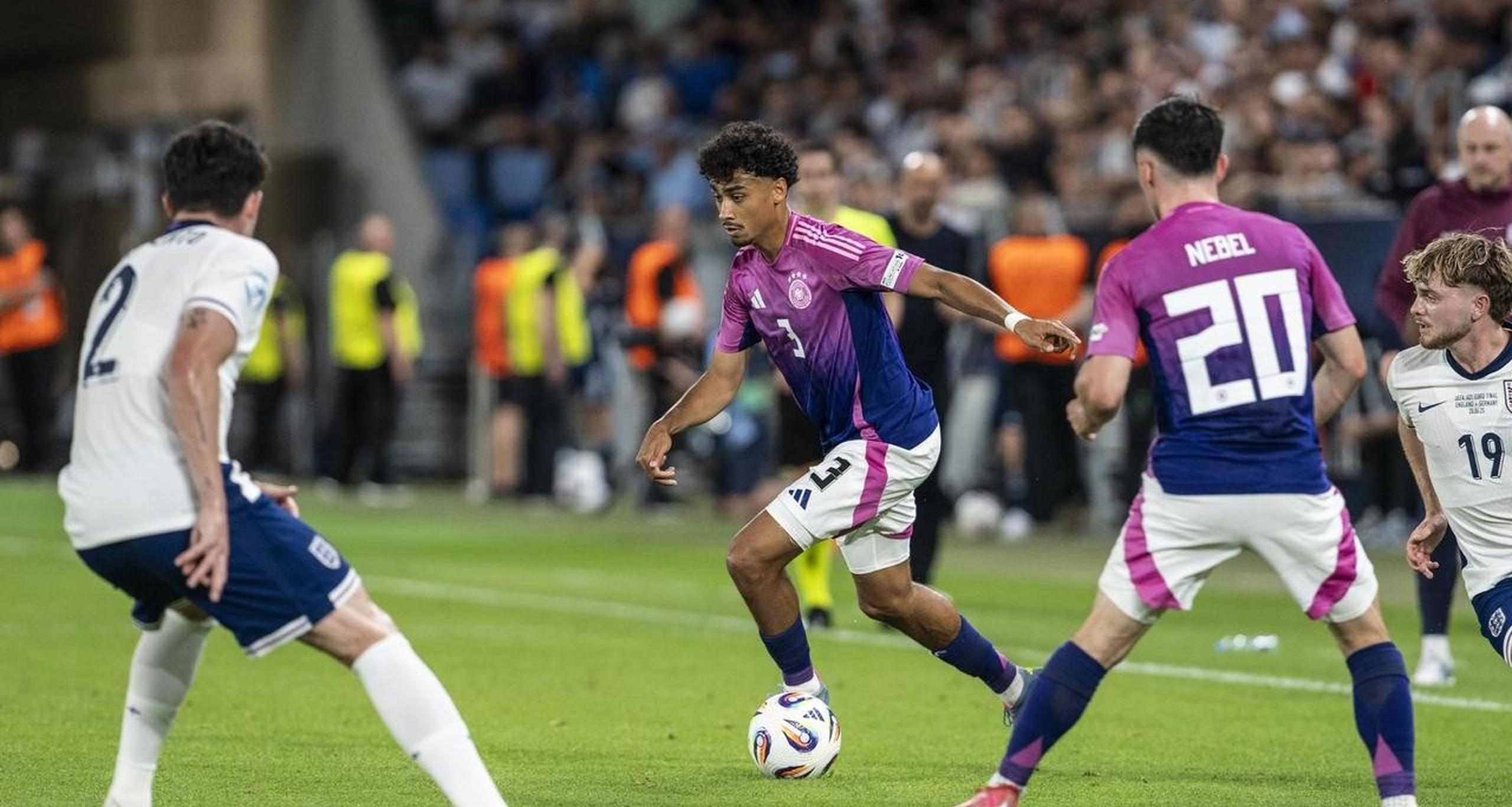 关于英格兰中场因累积黄牌下轮缺席比赛的信息