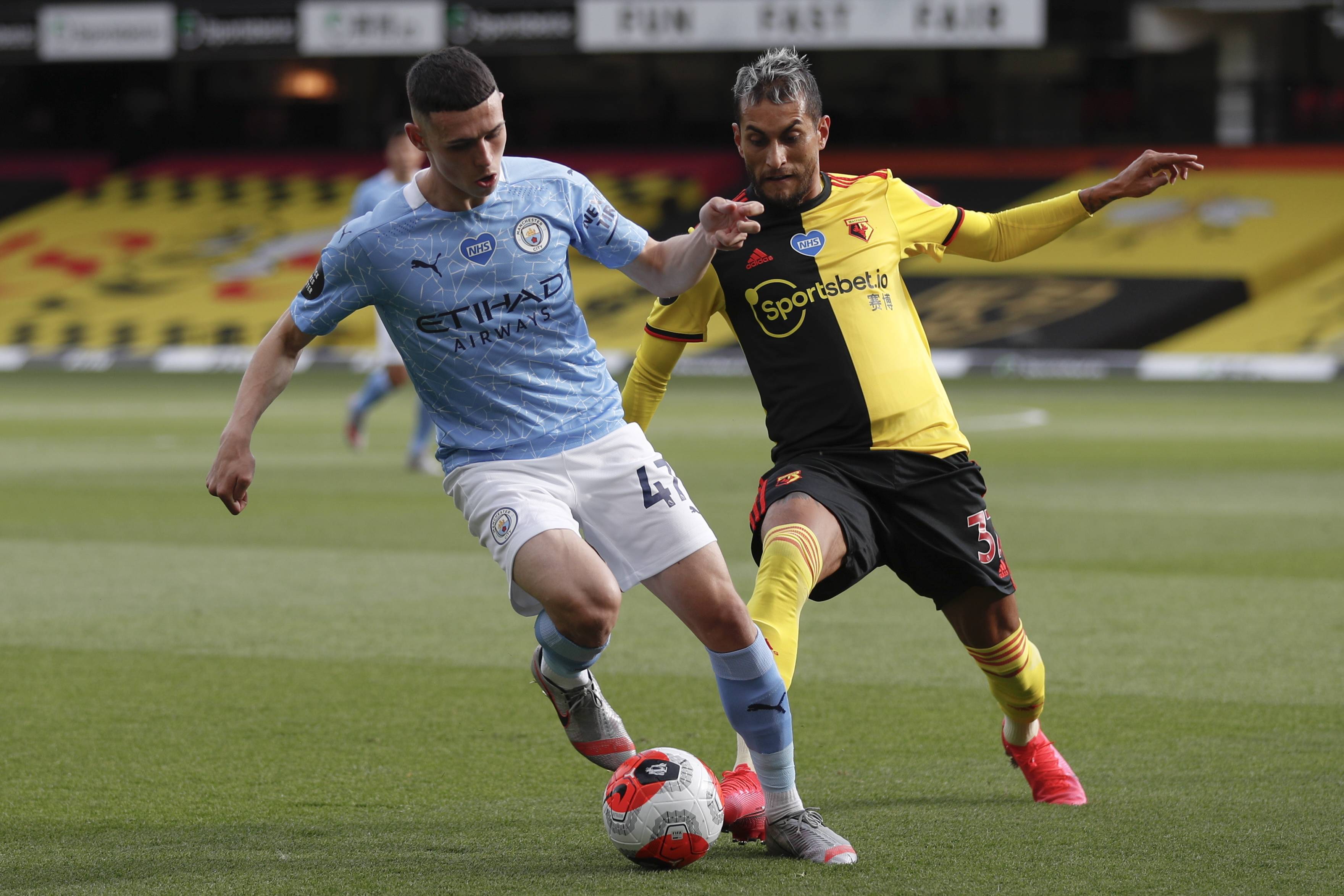 伯恩利客场不敌强敌,实力差距明显的简单介绍 伯恩利客场不敌强敌,实力差距明显的简单介绍