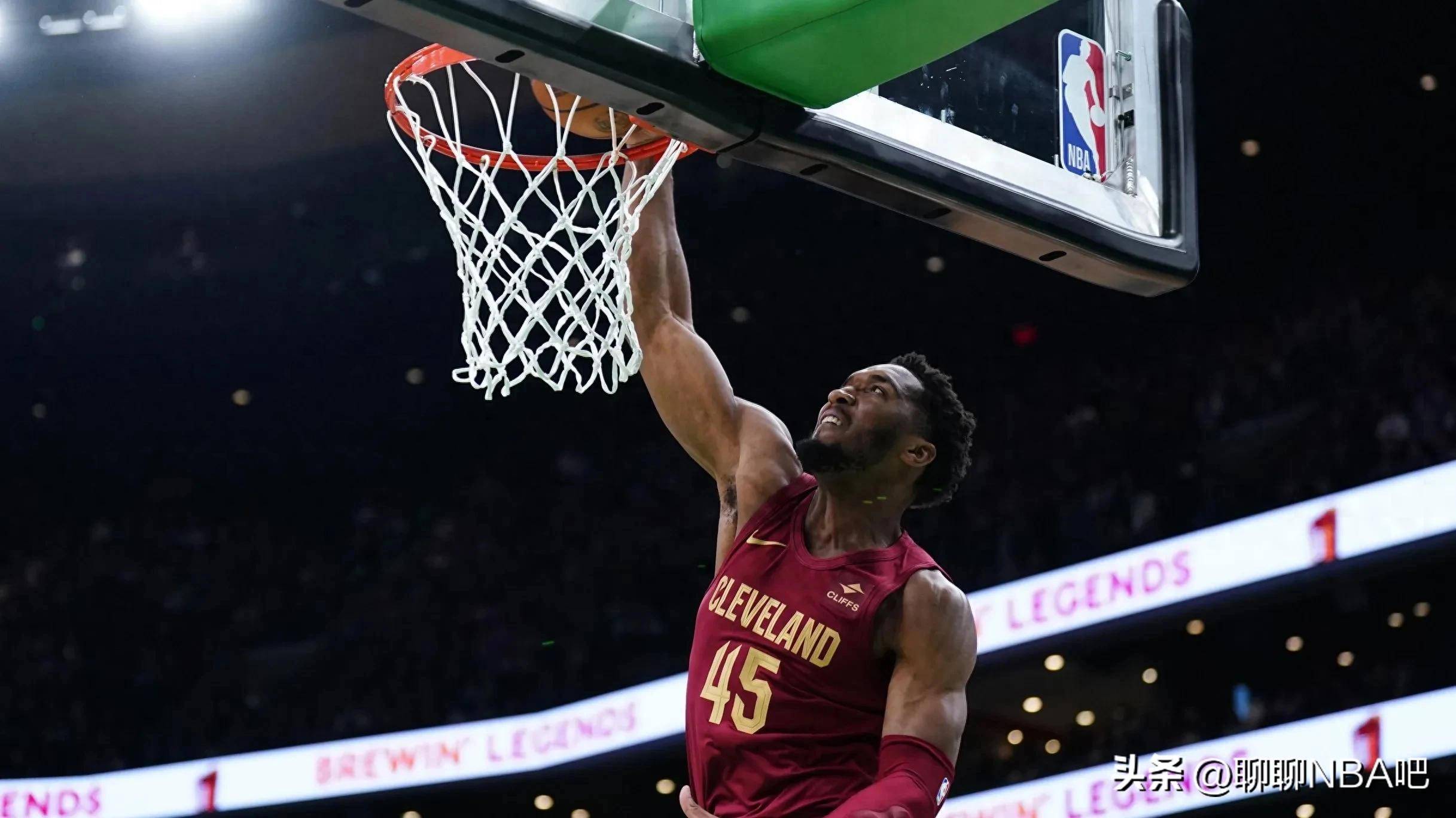 九游体育官方入口-活塞客场输球尴尬猛龙主场高歌一曲致胜球的简单介绍