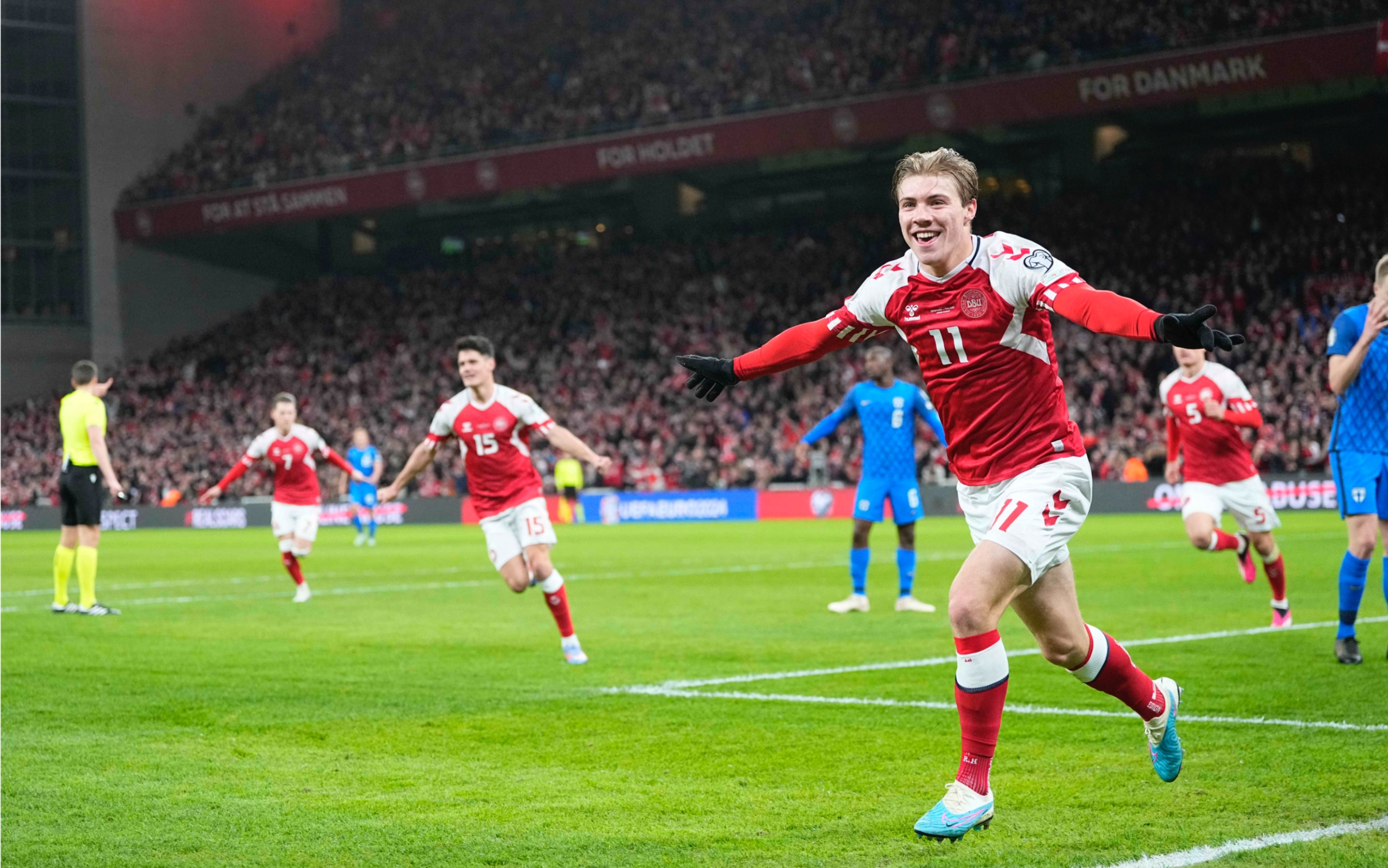 关于战斗连连!欧预赛关键之战如火如荼的信息 关于战斗连连!欧预赛关键之战如火如荼的信息